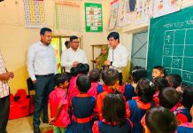 ছোট মহেশখালীতে দুই প্রাথমিক বিদ্যালয় পরিদর্শন, শিক্ষার্থীদের স্বাস্থ্যসেবা